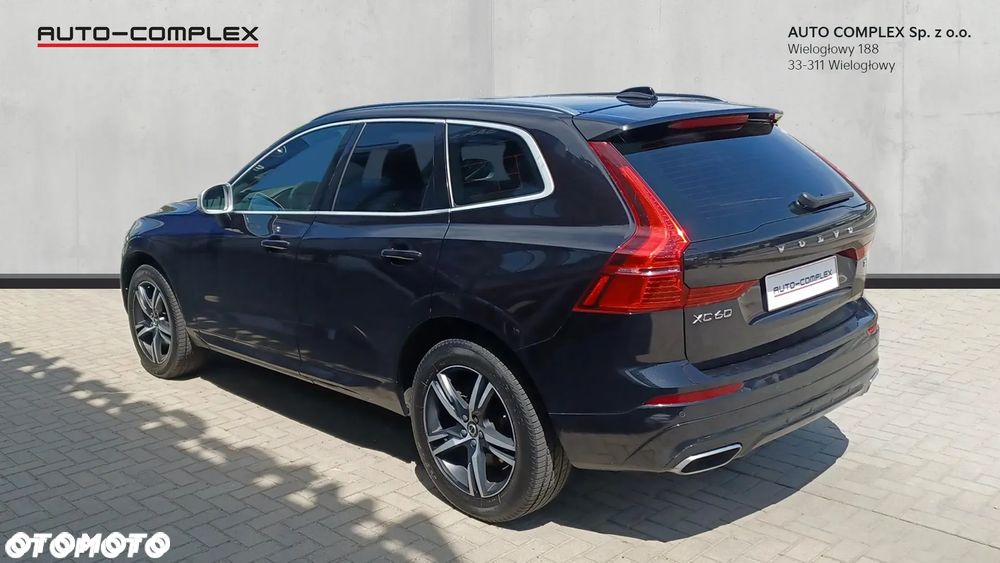 Volvo XC 60 T4 R-Design - 4