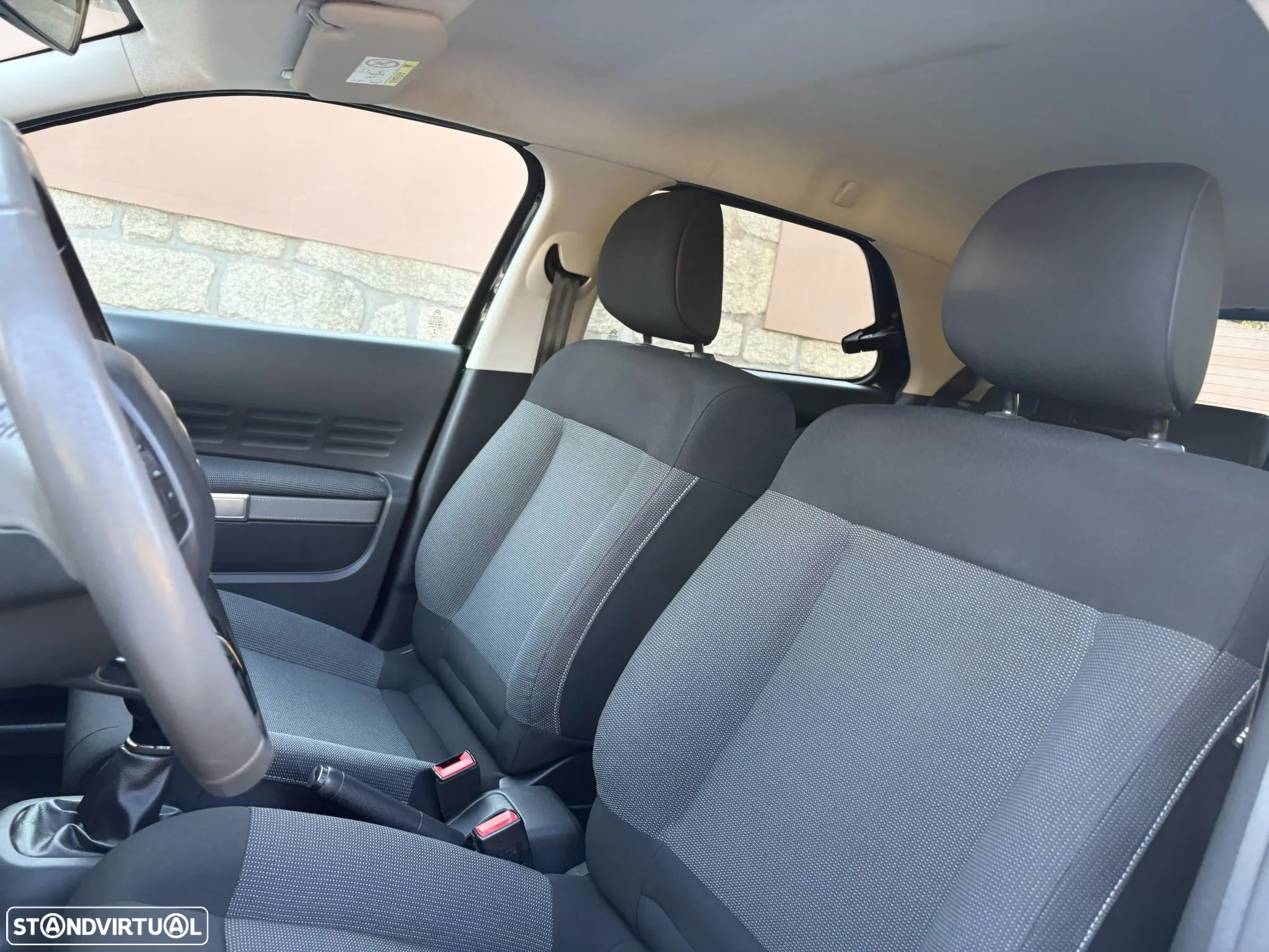 Citroën C4 Cactus 1.2 PureTech Shine - 11
