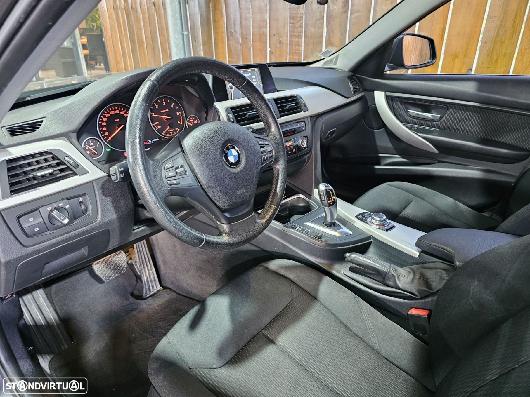 BMW 320 d Touring EfficientDynamics Auto - 7