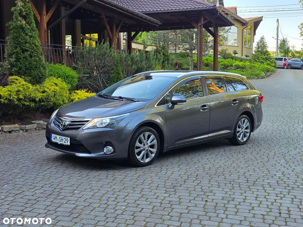 Toyota Avensis 2.0 D-4D Edition - 32
