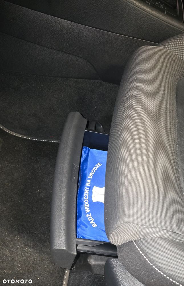 Volkswagen Golf VII 1.4 TSI BMT Highline DSG - 13