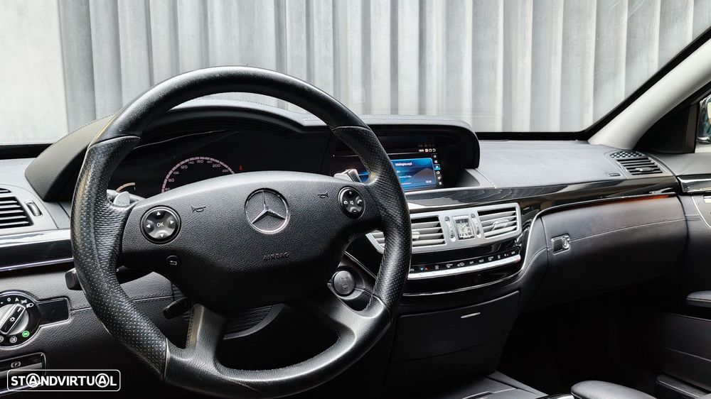 Mercedes-Benz S 63 AMG 7G-TRONIC - 11