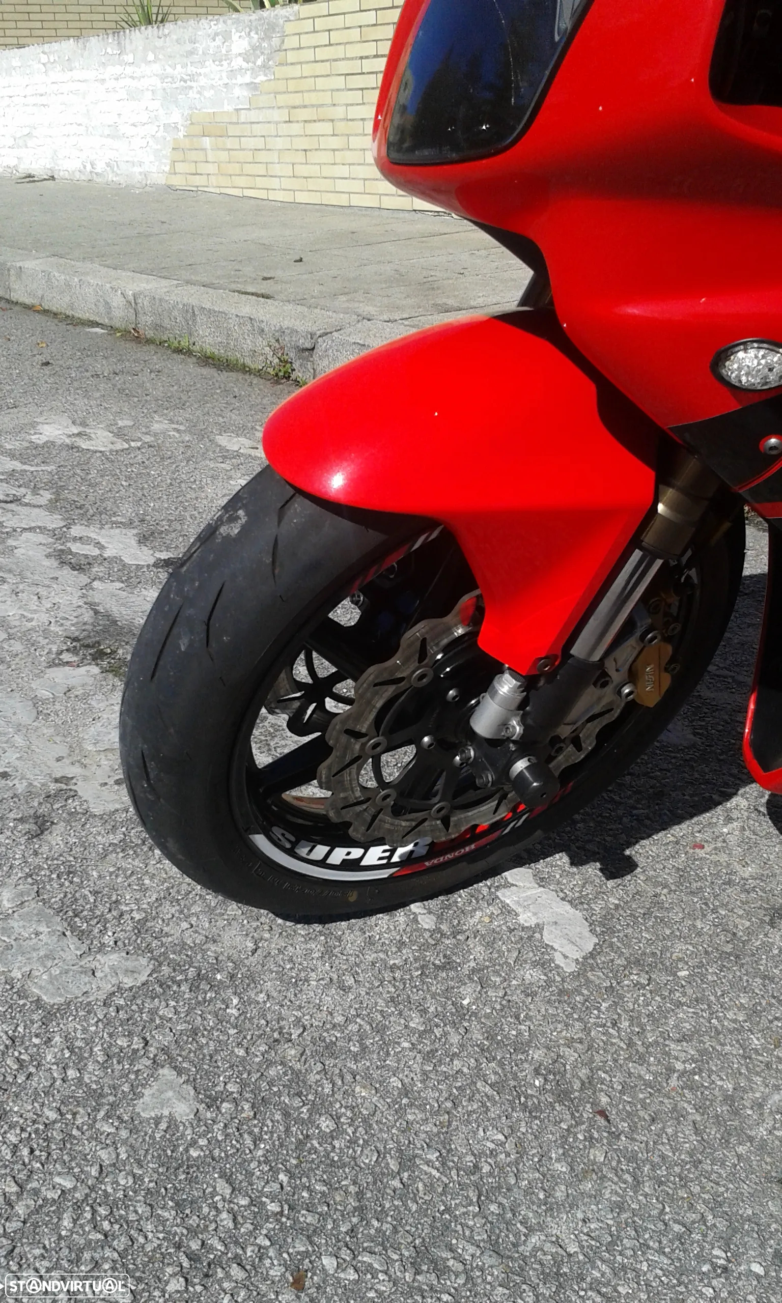 Honda VTR SP1 - 12