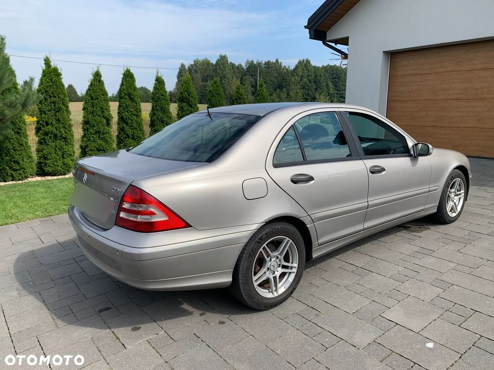 Mercedes-Benz Klasa C - 14