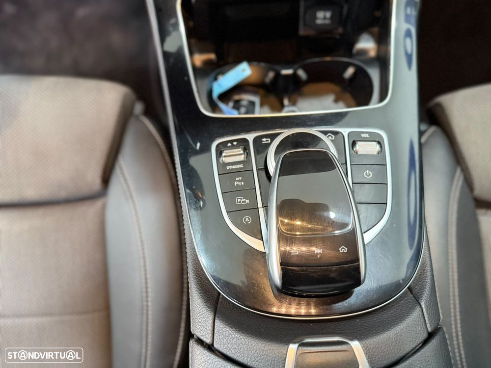 Mercedes-Benz E 300 d Avantgarde - 12