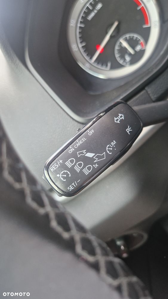 Skoda Karoq 1.0 TSI 4x2 Ambition DSG - 28