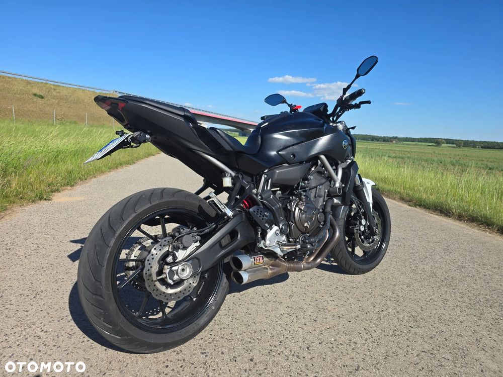Yamaha MT - 2