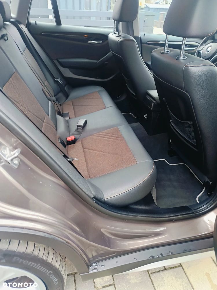 BMW X1 sDrive20d xLine - 6