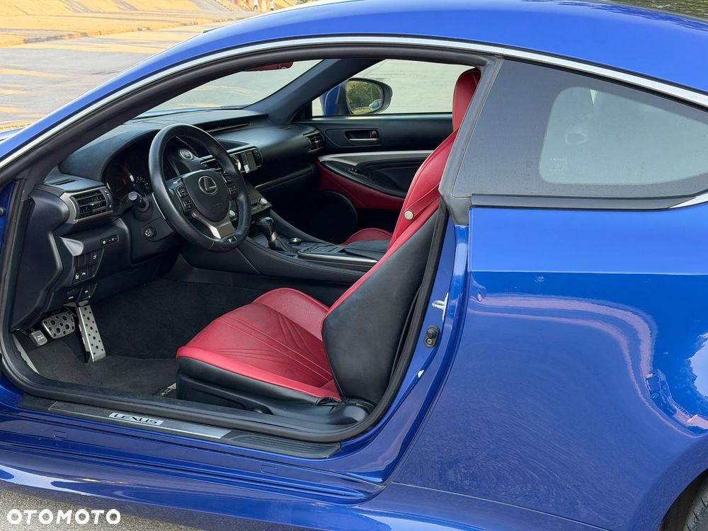 Lexus RC F Carbon - 24