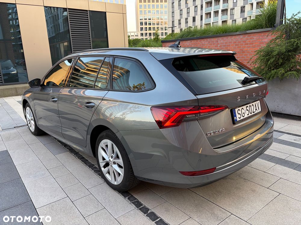 Skoda Octavia 2.0 TDI Ambition DSG - 13