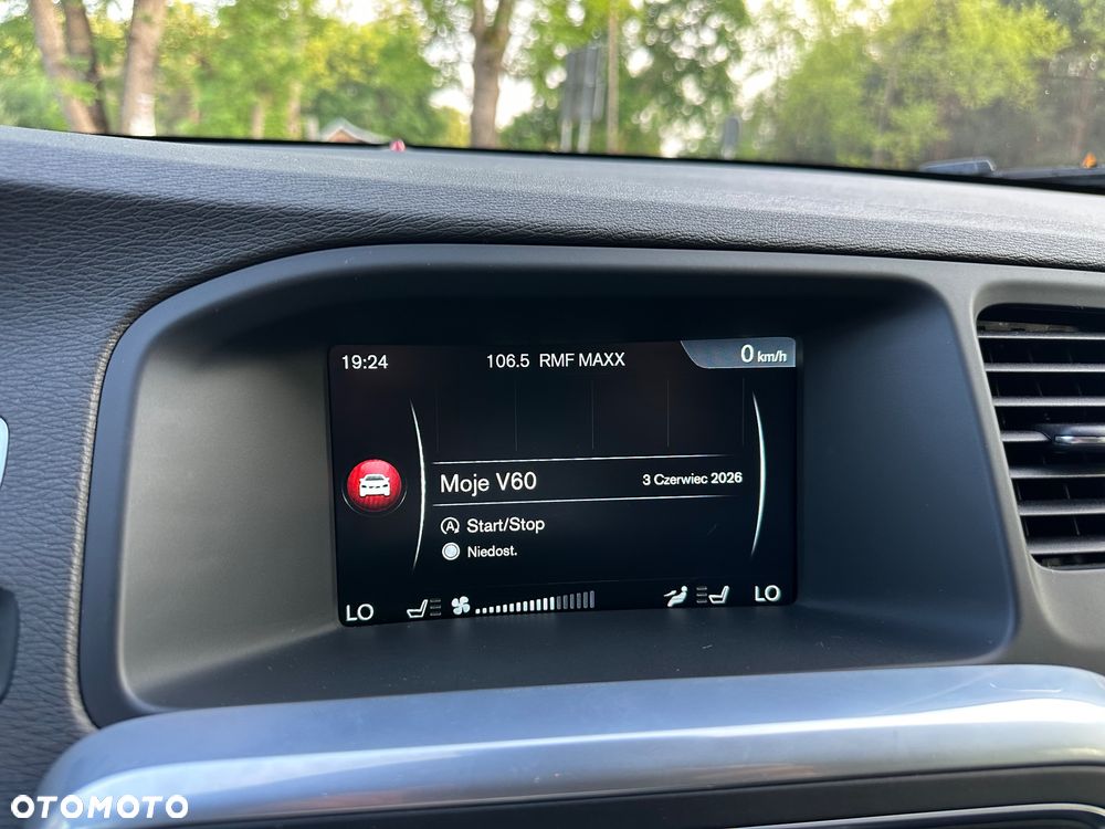 Volvo V60 D3 Geartronic Momentum - 27