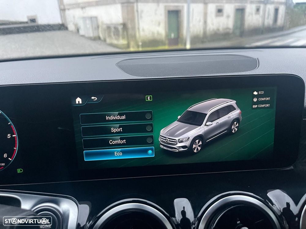 Mercedes-Benz GLB 200 d AMG Line - 20