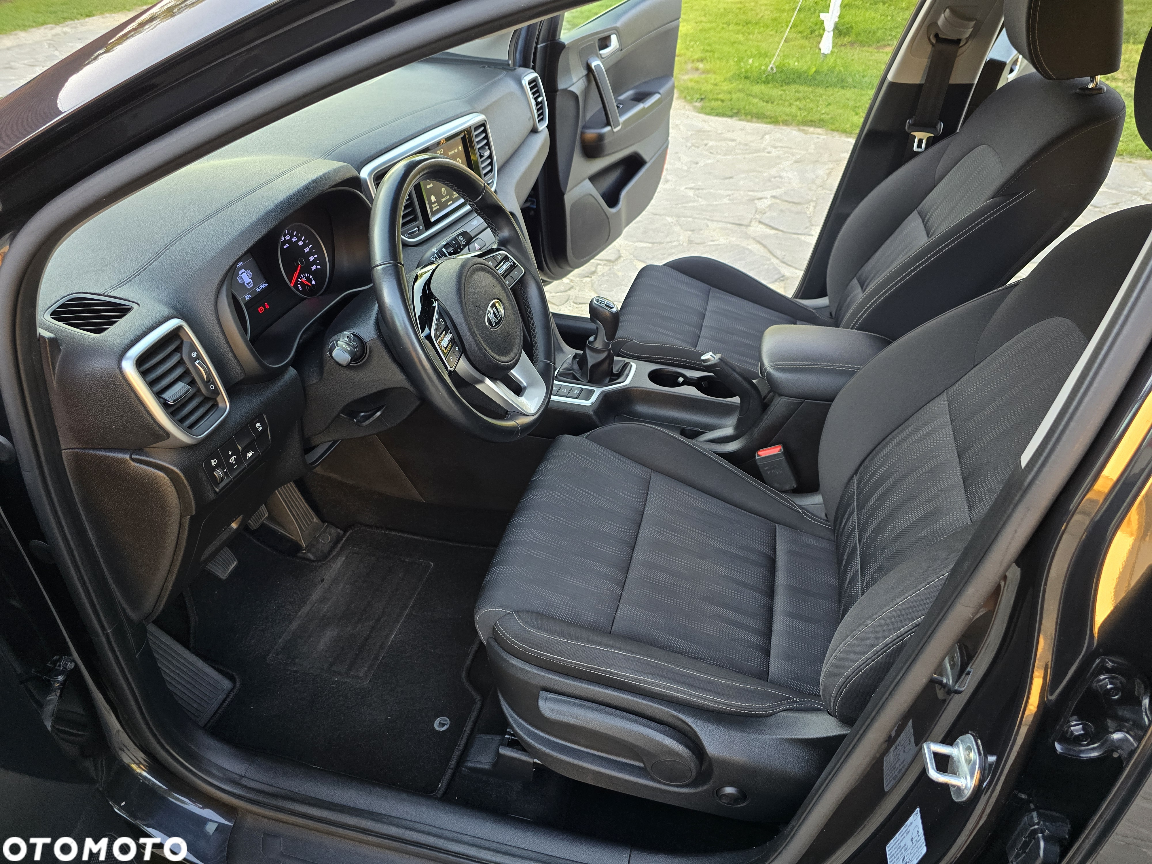 Kia Sportage 1.6 T-GDI AWD VISION - 29