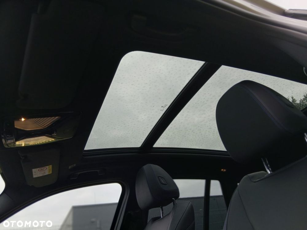 BMW iX3 80kWh Impressive - 27