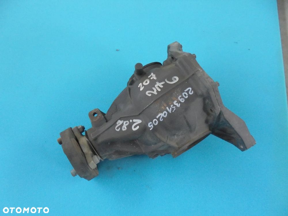 MERCEDES E KLASA W 207 MOST TYLNY 350 CGI BENZYNA 276 - 1