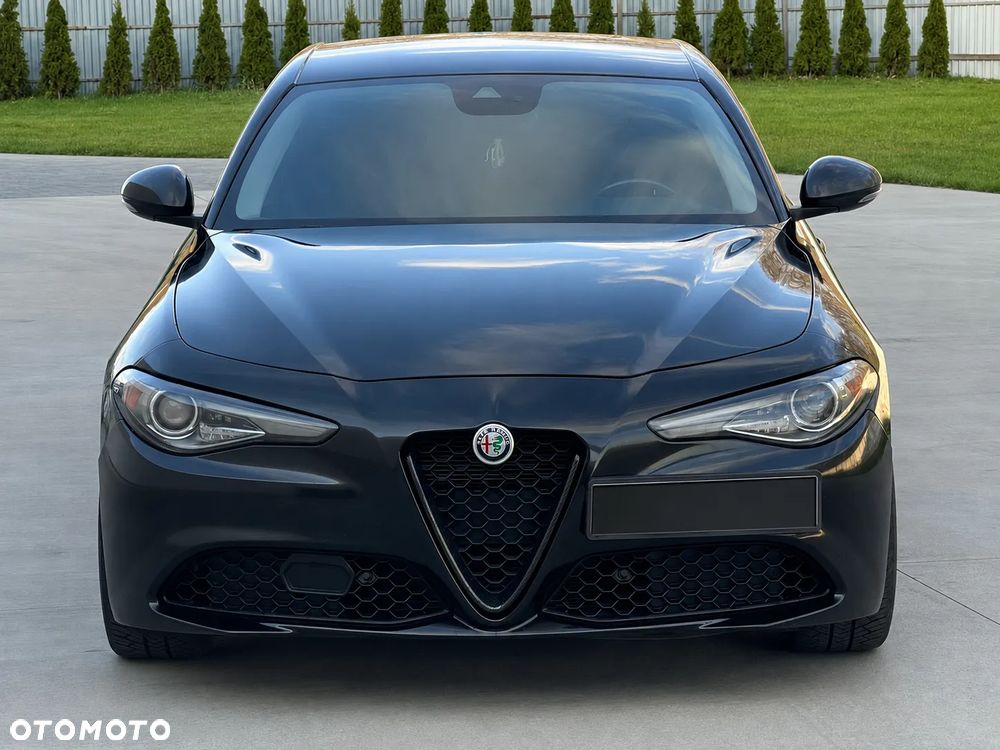 Alfa Romeo Giulia 2.0 Turbo 16V AT8 Executive - 5