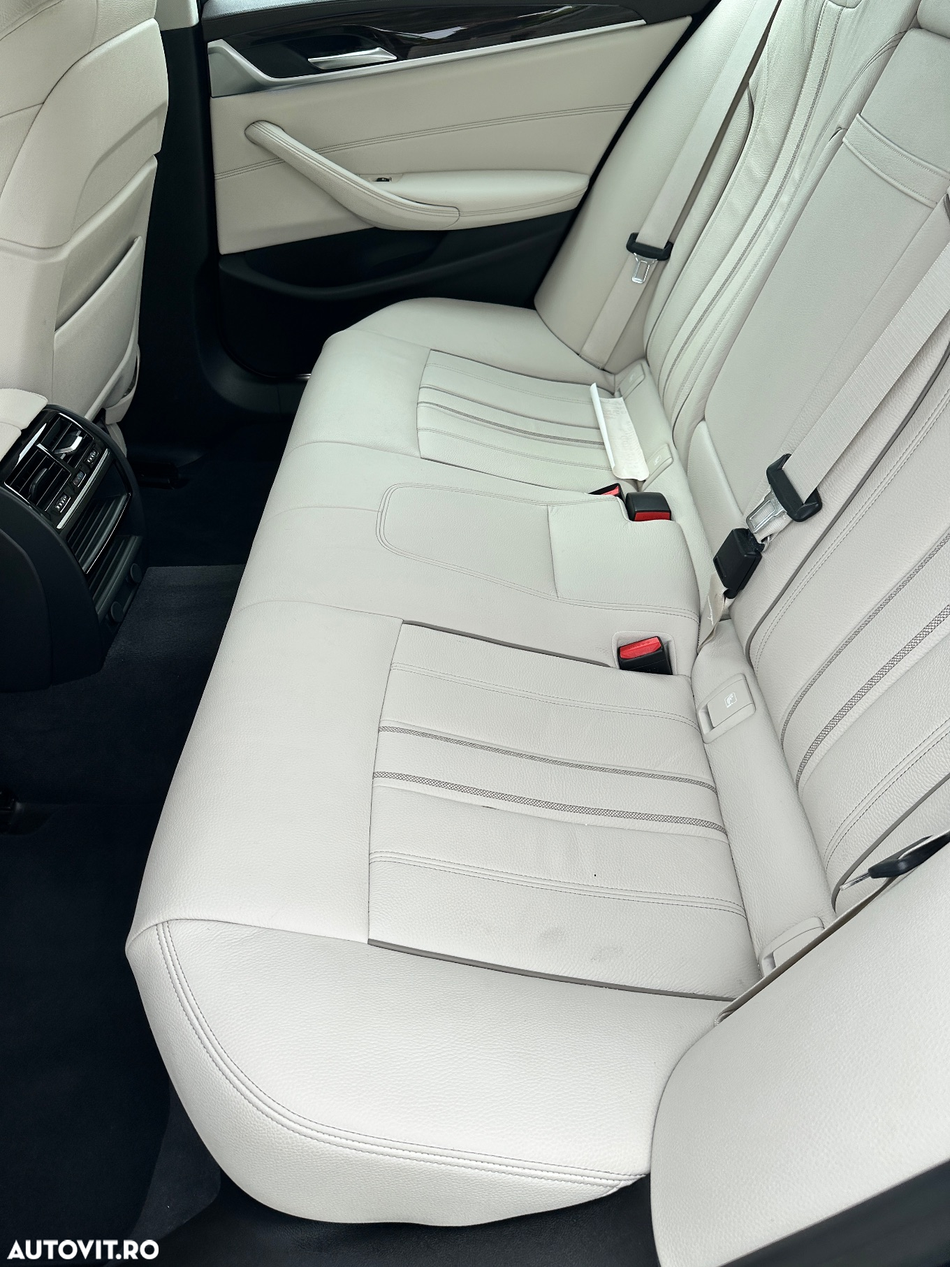 BMW Seria 5 530d xDrive AT - 19