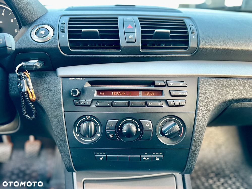 BMW Seria 1 116i Edition Sport - 13