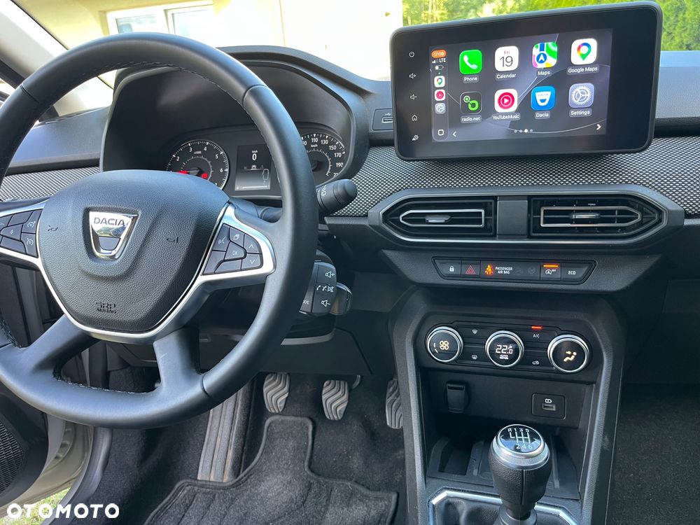 Dacia Sandero - 8