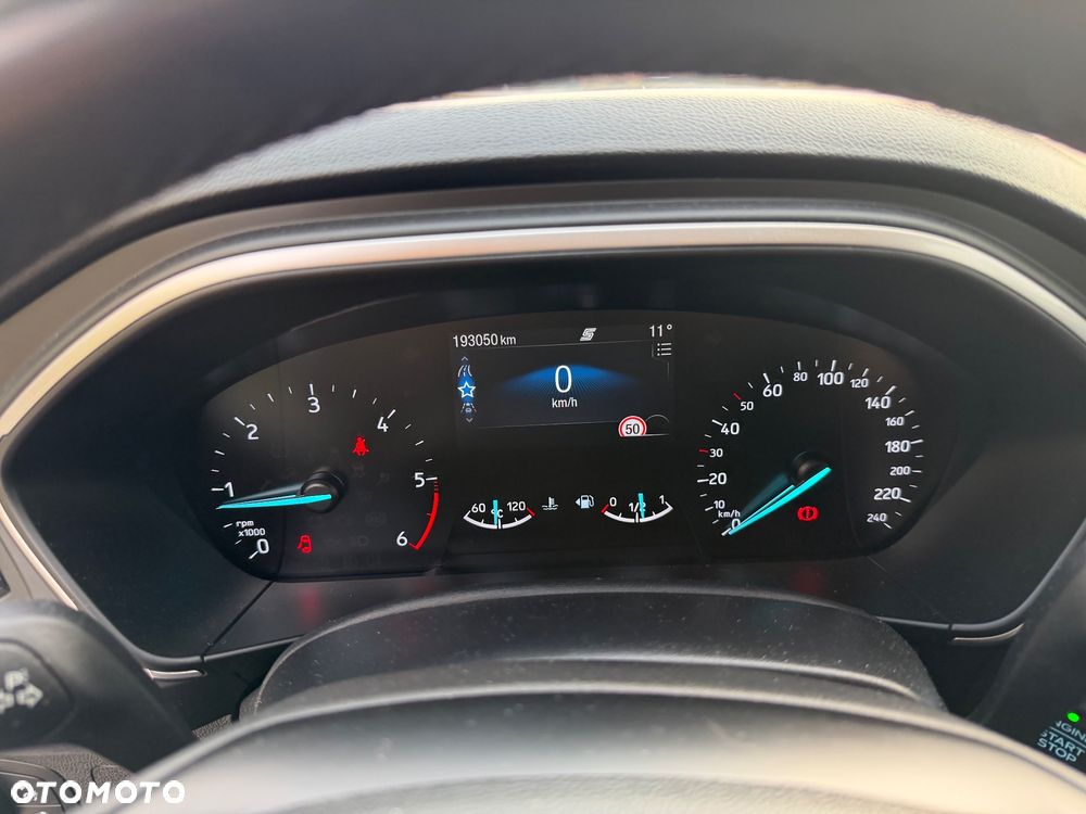 Ford Focus 1.5 EcoBlue Start-Stopp-System TITANIUM STYLE - 8