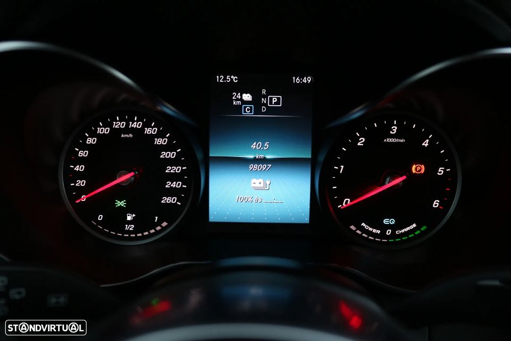 Mercedes-Benz GLC 300 de 4Matic 9G-TRONIC AMG Line - 18