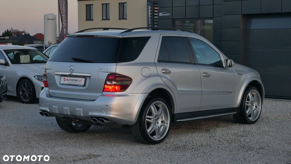 Mercedes-Benz ML - 8