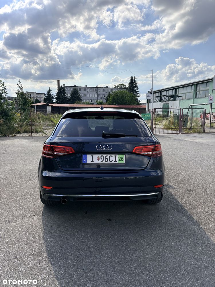 Audi A3 Sportback - 4