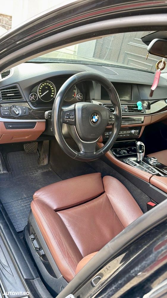 BMW Seria 5 530d xDrive - 6