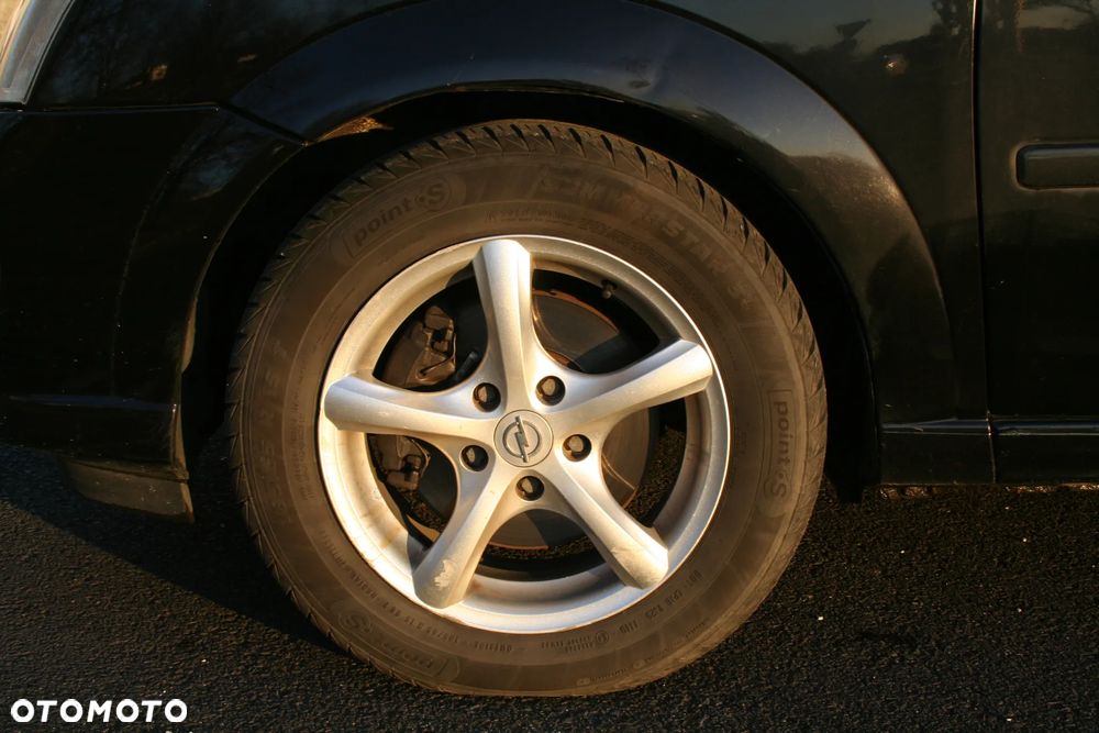 Opel Meriva 1.4 Essentia - 14