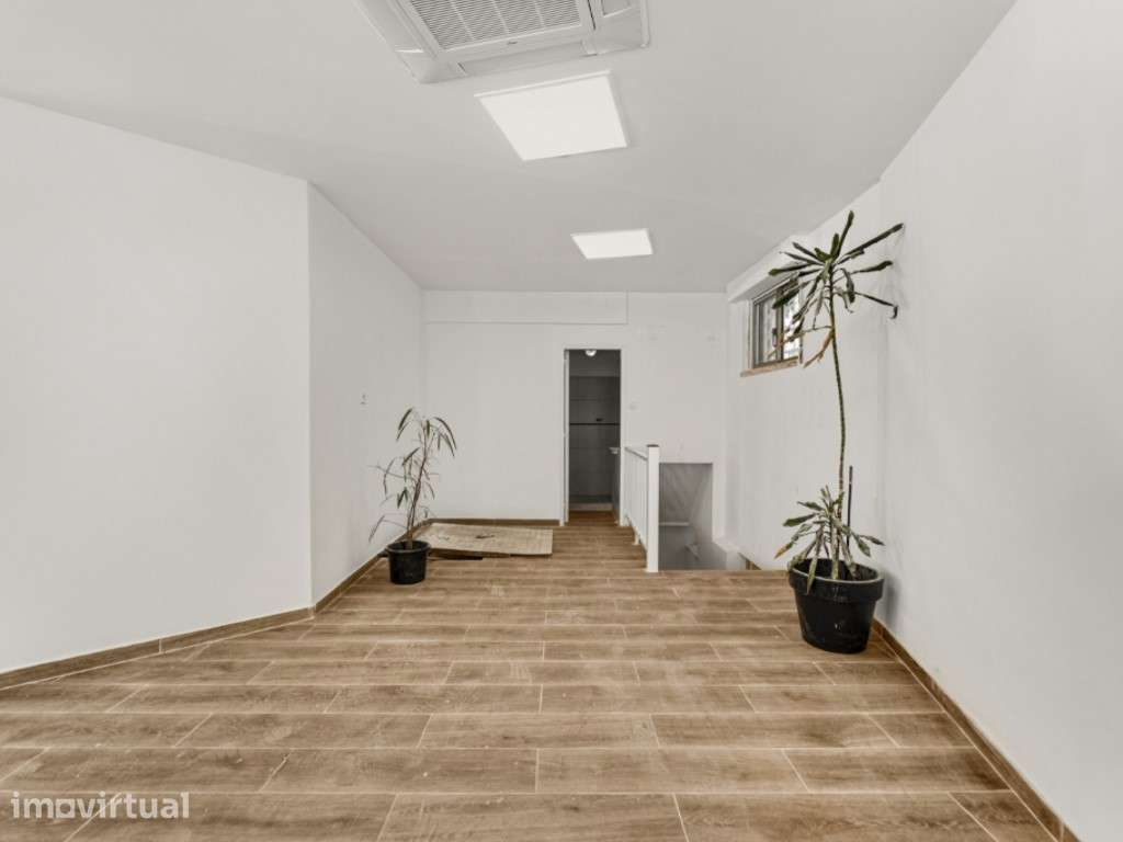 Loja para arrendamento na Venteira (Amadora) - 268 m² - Grande imagem: 3/20