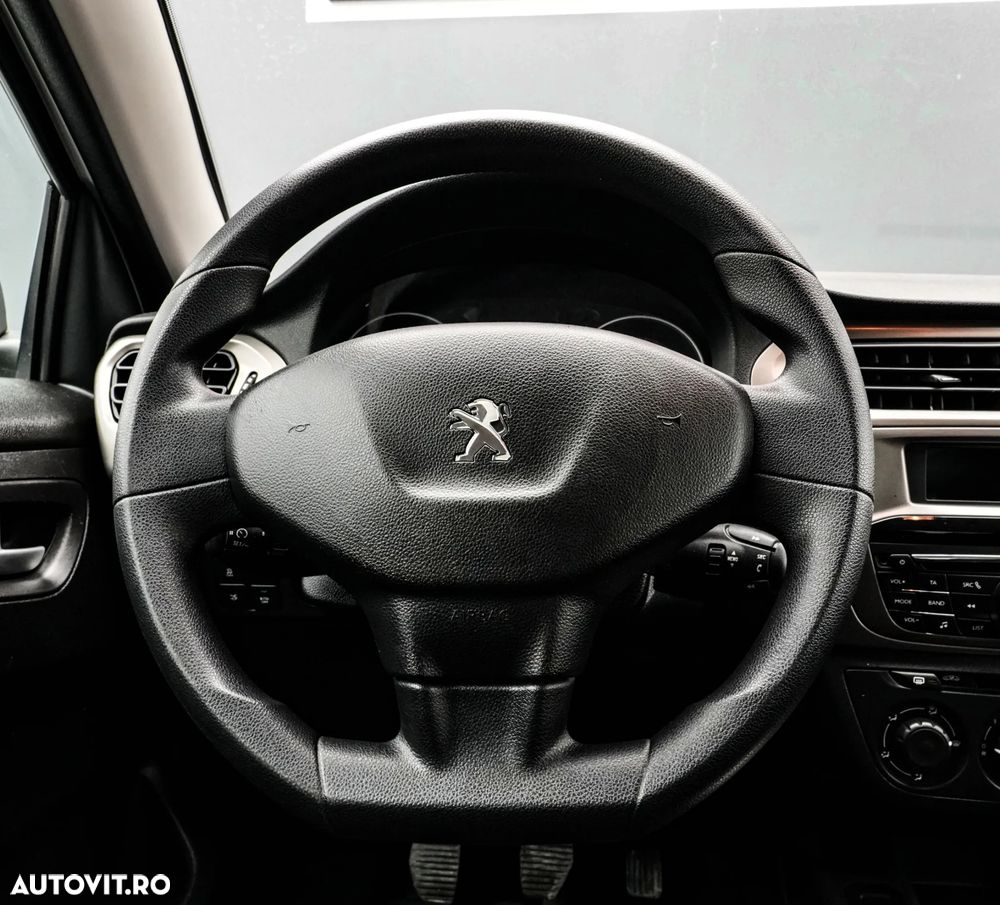 Peugeot 301 1.5 BlueHDI FAP Allure - 18