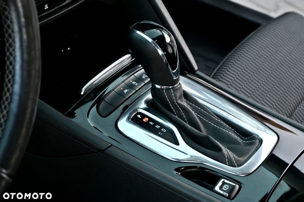 Opel Insignia 2.0 CDTI Innovation S&S - 33