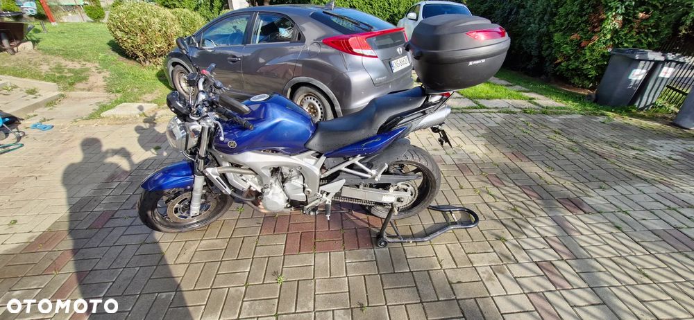 Yamaha FZ6 - 4