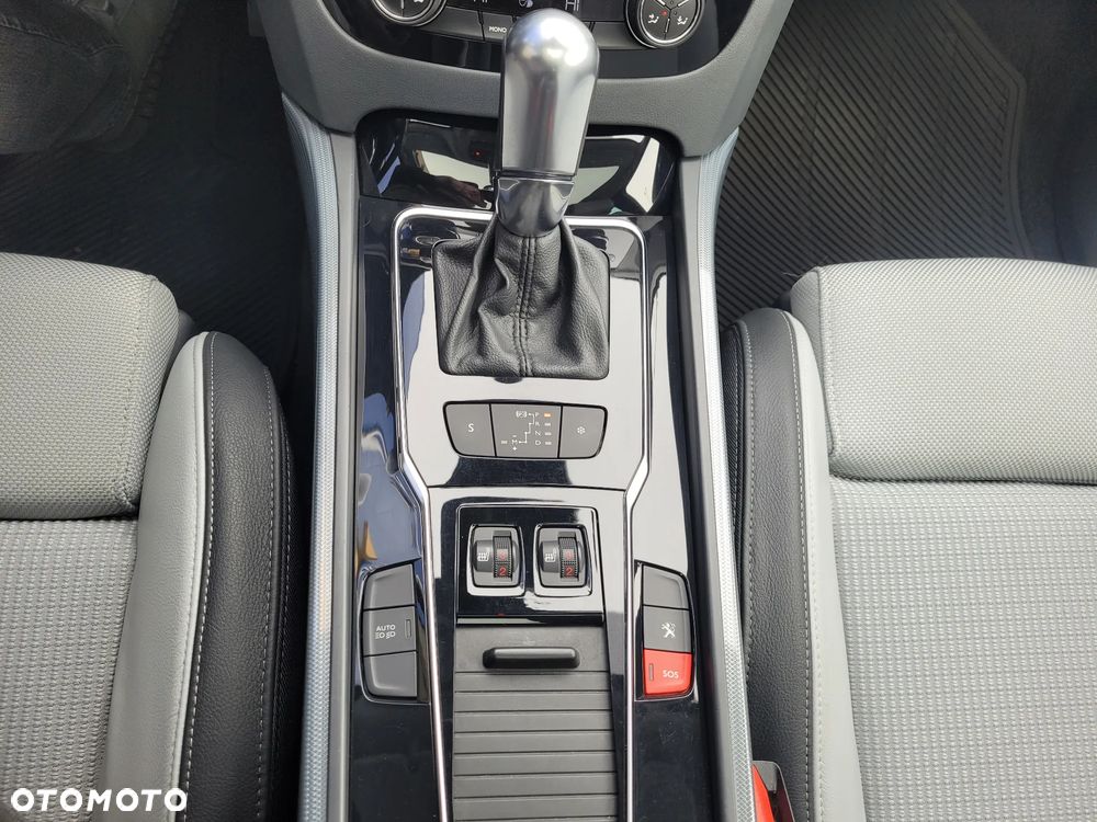 Peugeot 508 2.0 BlueHDi RXH S&S - 23