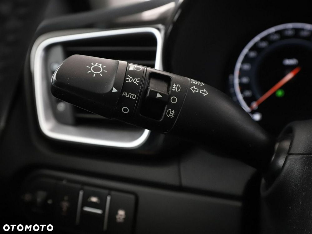 Kia XCeed 1.0 T-GDI L - 34