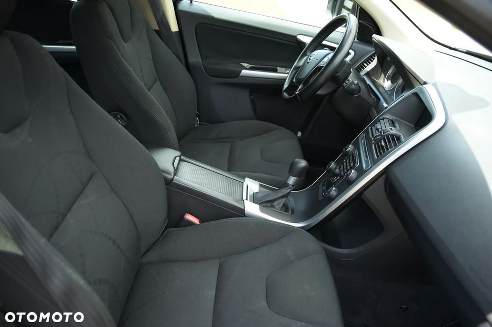 Volvo XC 60 - 22