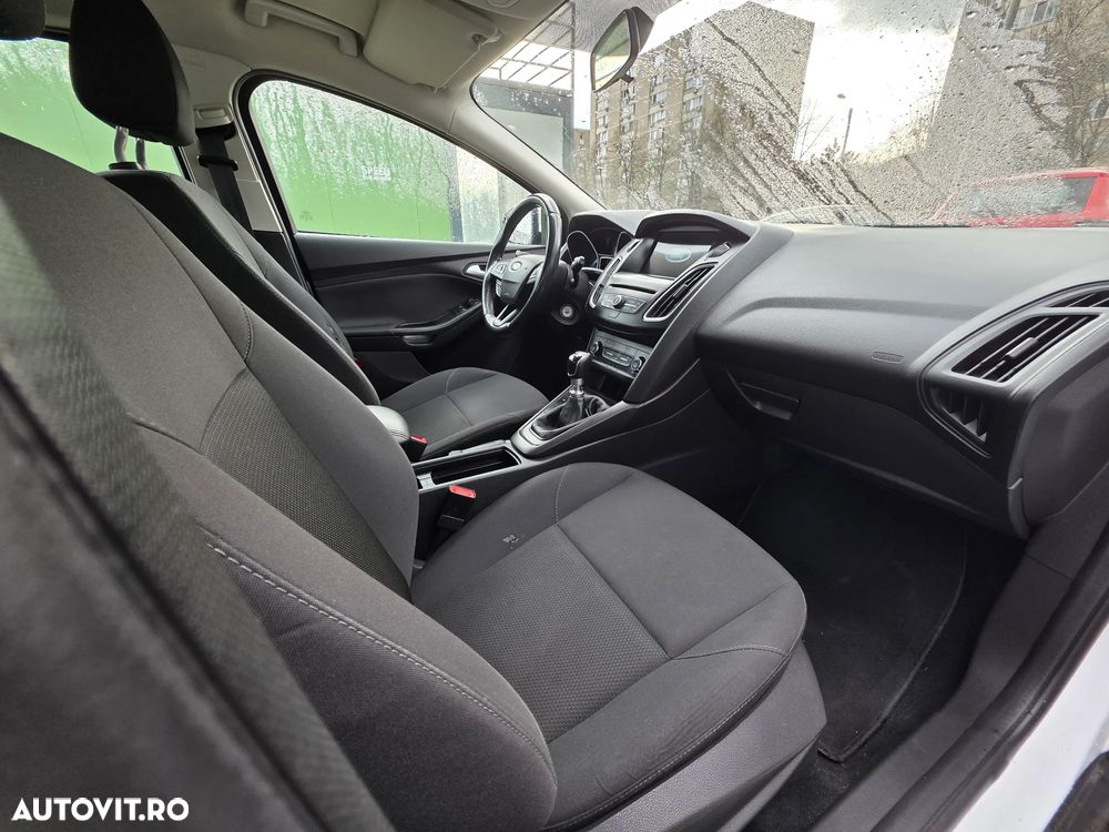 Ford Focus 1.5 EcoBlue Connected - 8