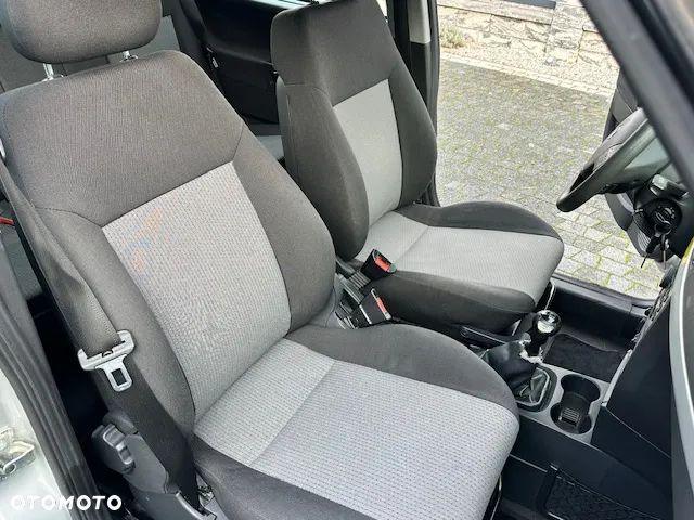 Opel Meriva 1.6 16V Edition - 10