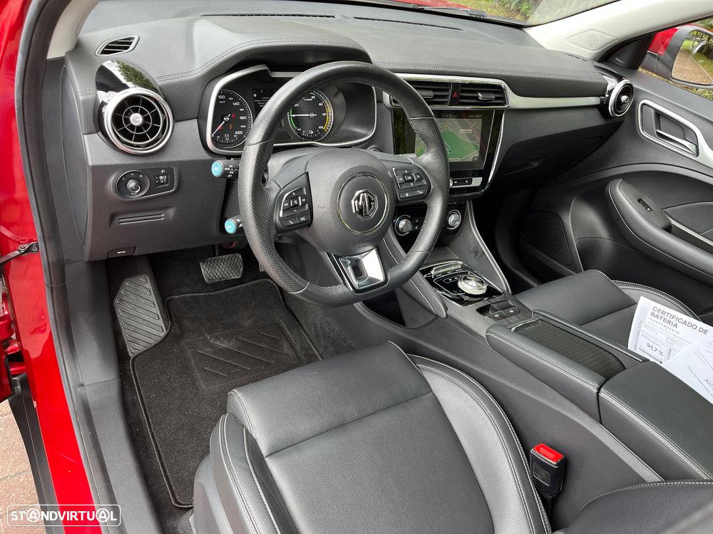 MG ZS Luxury - 16
