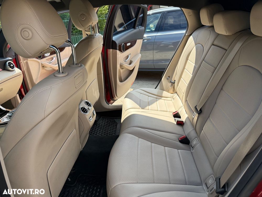 Mercedes-Benz GLC Coupe 250 4MATIC - 16
