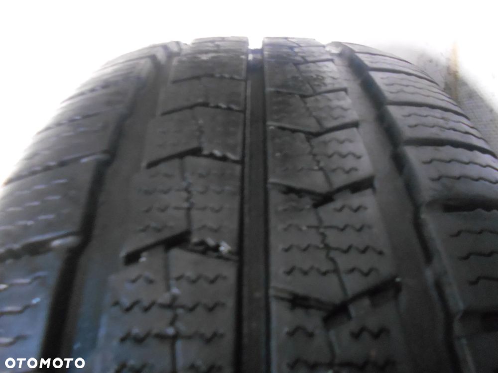 OPONY 235/65R16C NEXEN WINGUARD WT1 DOT 2323 / 2022 9MM - 4