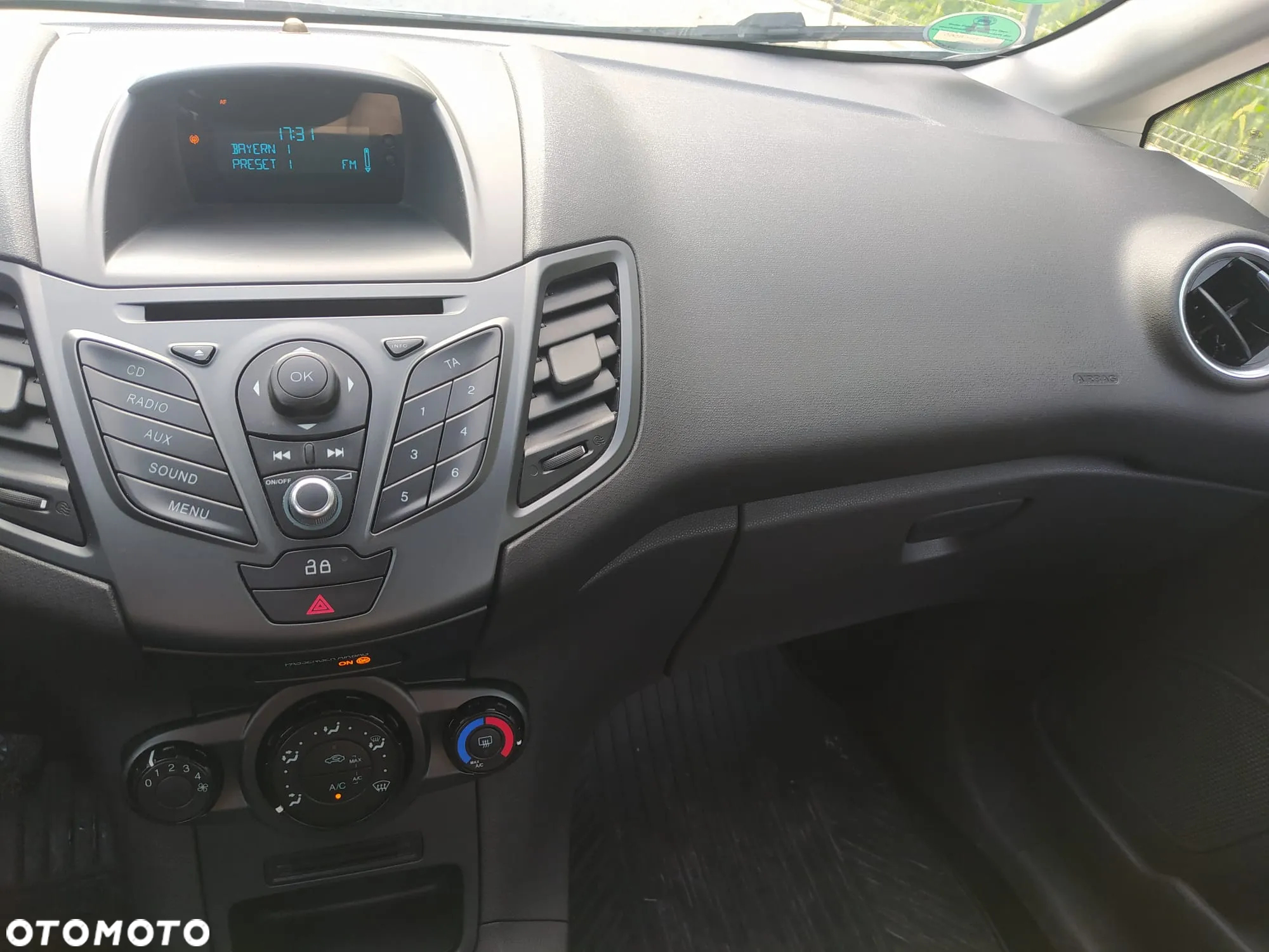 Ford Fiesta 1.25 Ambiente - 3