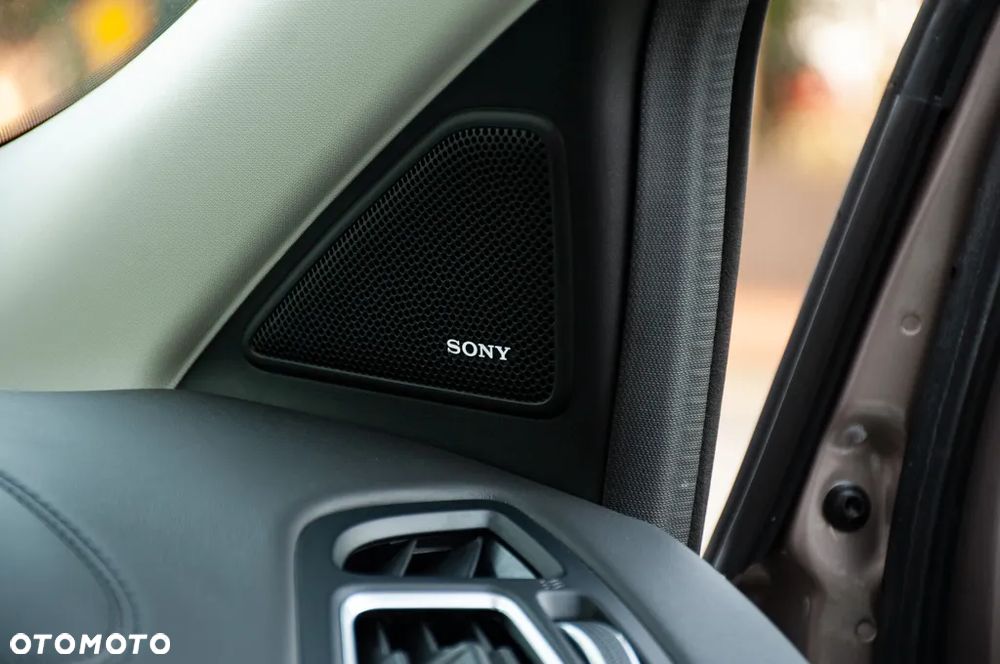 Ford Kuga 1.5 EcoBoost 4x4 Titanium - 27