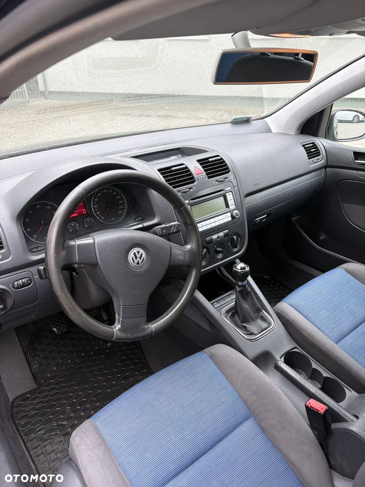 Volkswagen Golf 1.4 FSI Comfortline - 6