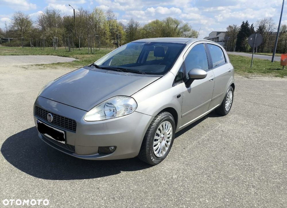 Fiat Grande Punto - 2