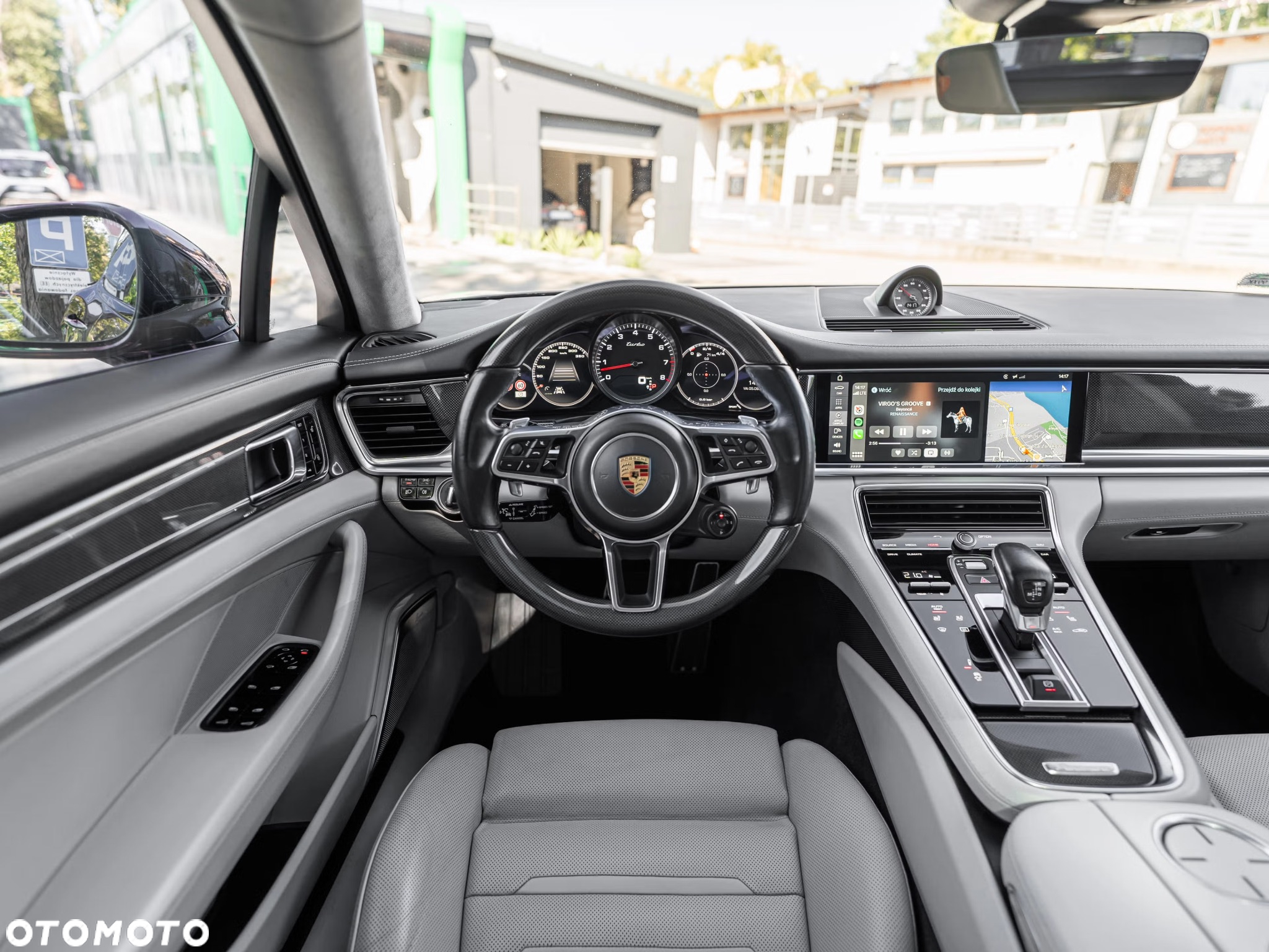 Porsche Panamera Turbo - 23
