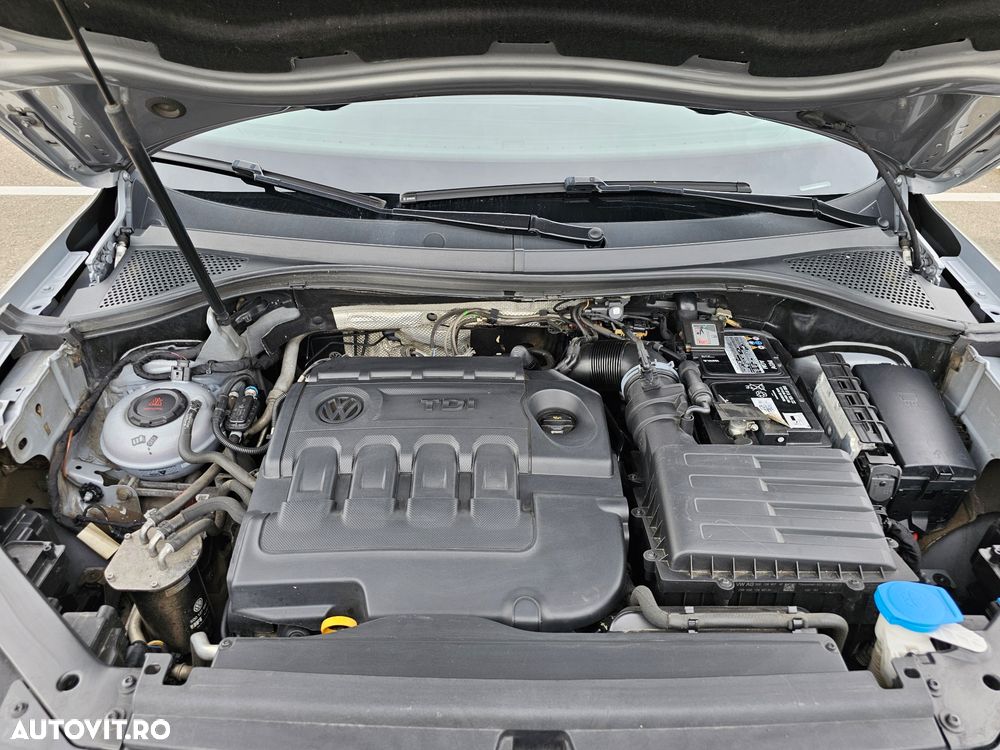 Volkswagen Tiguan - 10