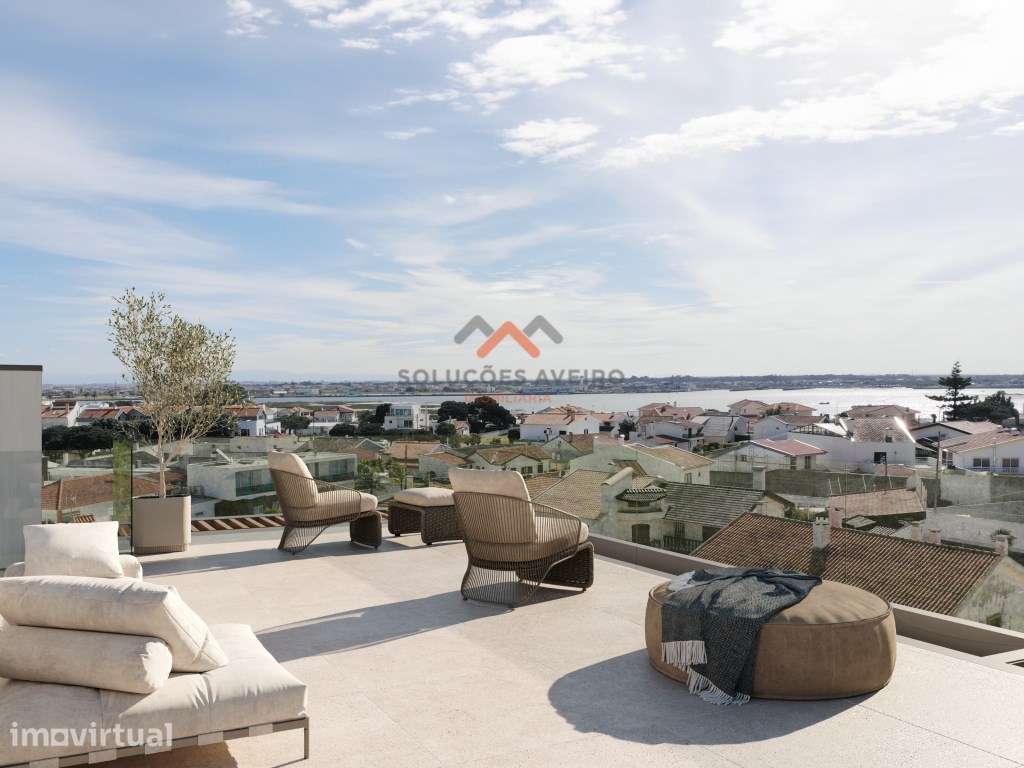 Fabuloso Apartamento T4 Duplex + Piscina na Praia da Barra! - Grande imagem: 2/14