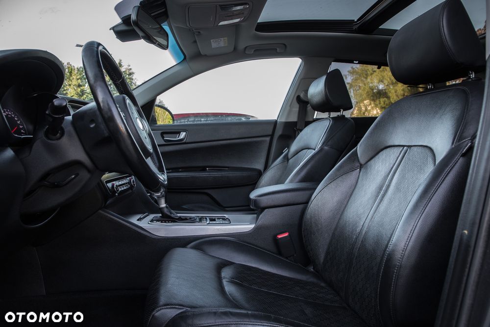 Kia Optima Sportagon 2.0 GDI Attract - 14