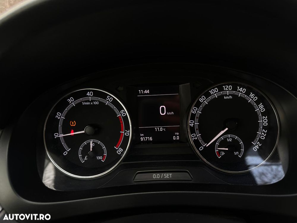 Skoda RAPID 1.0 TSI Ambition - 30